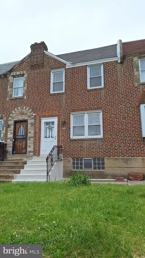 6616 Gillespie St, Philadelphia, PA 19135