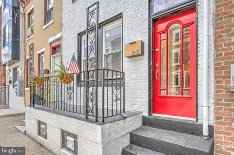 1632 Ellsworth St, Philadelphia, PA 19146