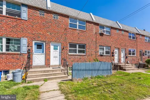 364 Ripka St, Philadelphia, PA 19128