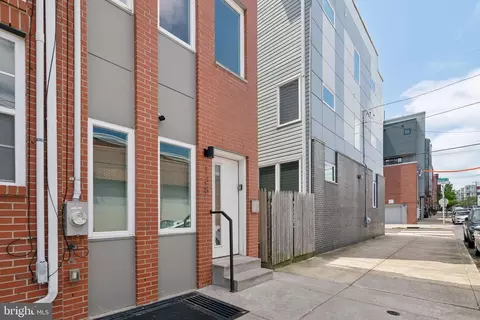 138 W Thompson St, Philadelphia, PA 19122