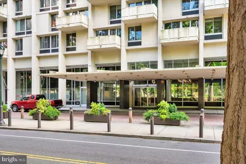 604 S 36 S Washington Sq #3011, Philadelphia, PA 19106