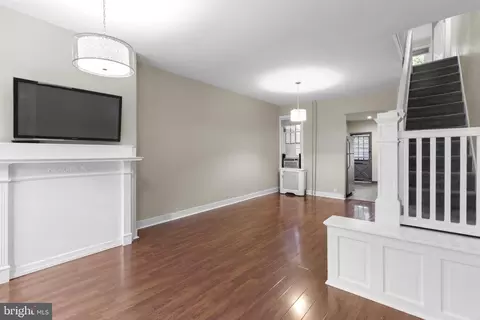 2426 S Lambert St, Philadelphia, PA 19145