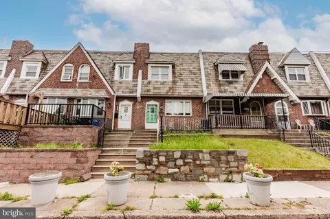 2070 Simon St, Philadelphia, PA 19124