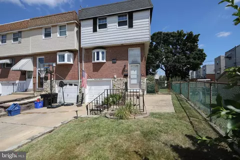 3600 Prince Cir, Philadelphia, PA 19114