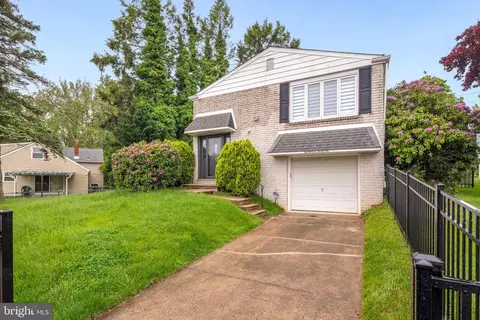 3136 Welsh Rd, Philadelphia, PA 19136