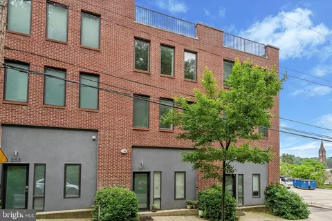251 Leverington Ave, Philadelphia, PA 19127