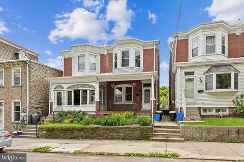 4426 Pechin St, Philadelphia, PA 19128