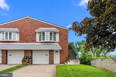 3834 Linden Ave, Philadelphia, PA 19114