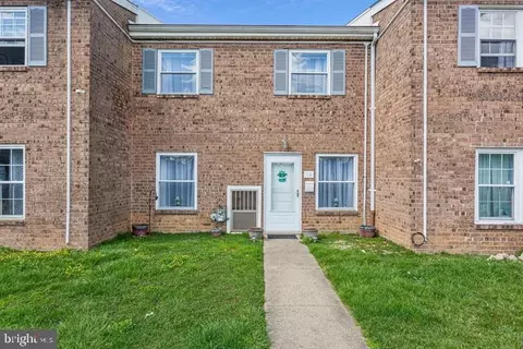 12135 Academy Rd #18, Philadelphia, PA 19154