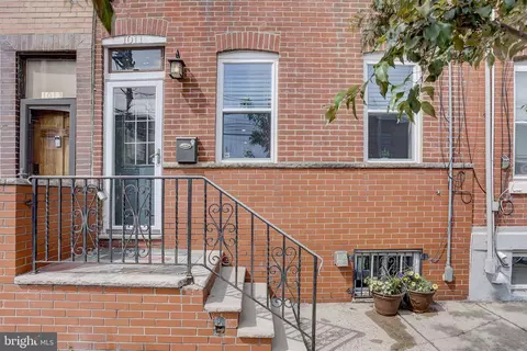 1011 Mifflin St, Philadelphia, PA 19148