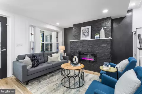 5245 Walnut St, Philadelphia, PA 19139