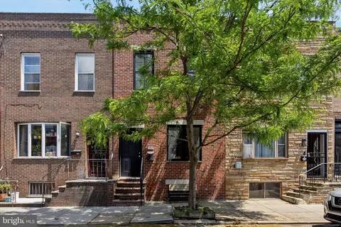 2421 S 16th St, Philadelphia, PA 19145