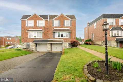 102 Hickory Hill Rd, Philadelphia, PA 19154