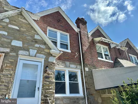 1725 Dallas St, Philadelphia, PA 19126