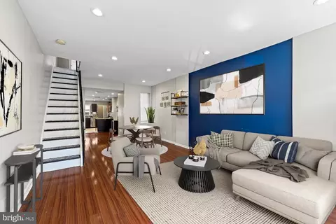 423 Jackson St, Philadelphia, PA 19148