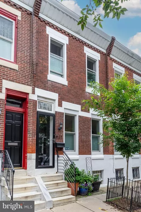 631 S Bambrey St, Philadelphia, PA 19146