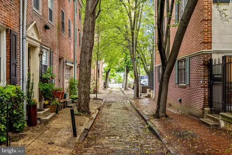 237 S Hutchinson St, Philadelphia, PA 19107