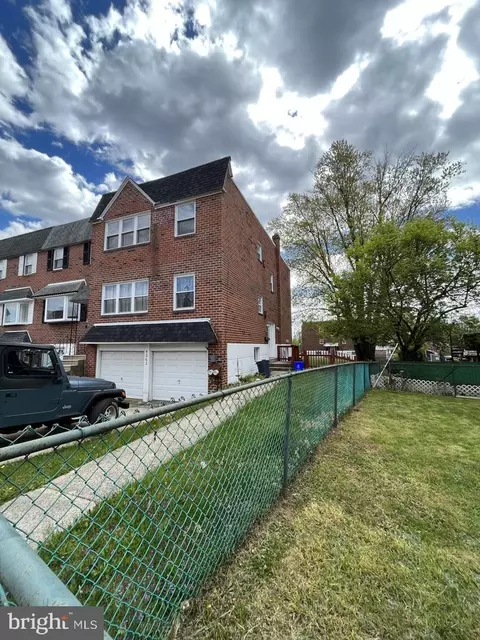 4263 Lyman Dr, Philadelphia, PA 19114