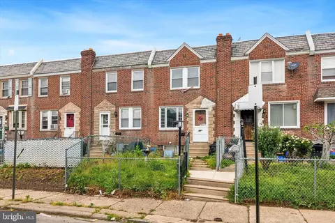 7222 Algard St, Philadelphia, PA 19135