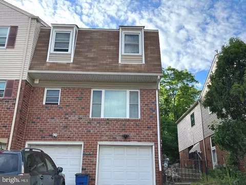 9362 Neil Rd #A, Philadelphia, PA 19115