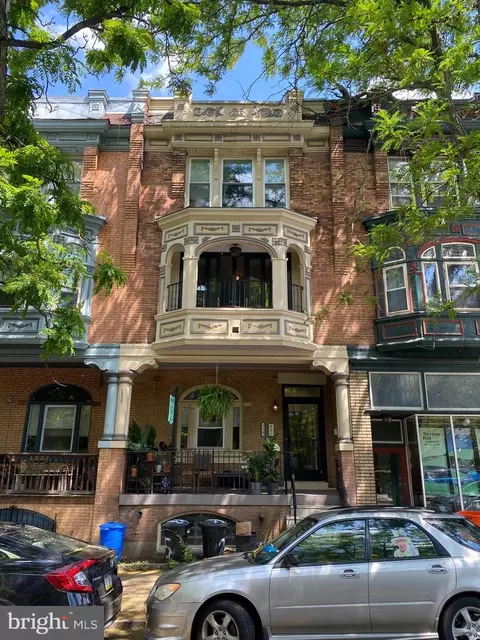 255 S 45th St, Philadelphia, PA 19104