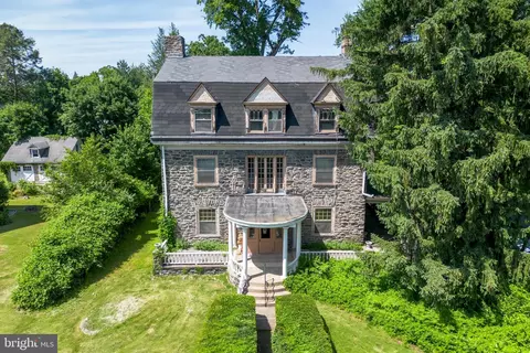 1035 69th Ave, Philadelphia, PA 19126