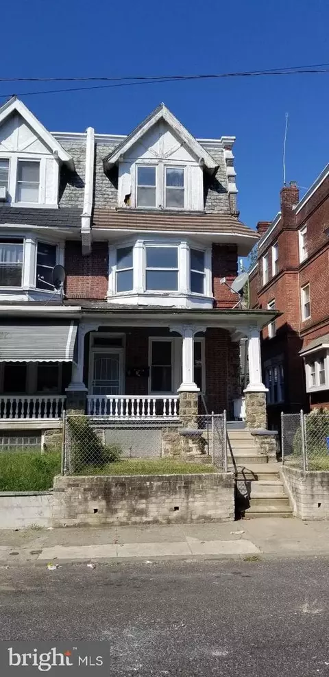 5022 N 12th St, Philadelphia, PA 19141