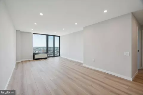 1420 Locust St #25P, Philadelphia, PA 19102