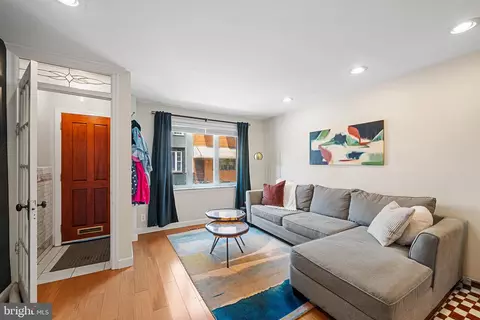 1931 S Sartain St, Philadelphia, PA 19148