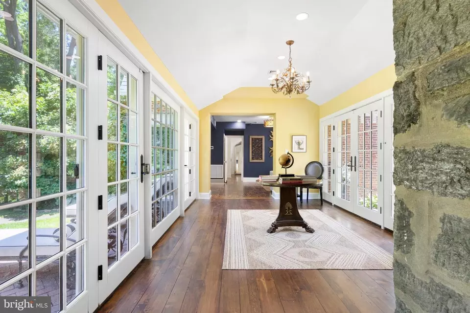 Entry Way - 8813 Norwood Ave, Philadelphia, PA 19118 photo 1 of 5