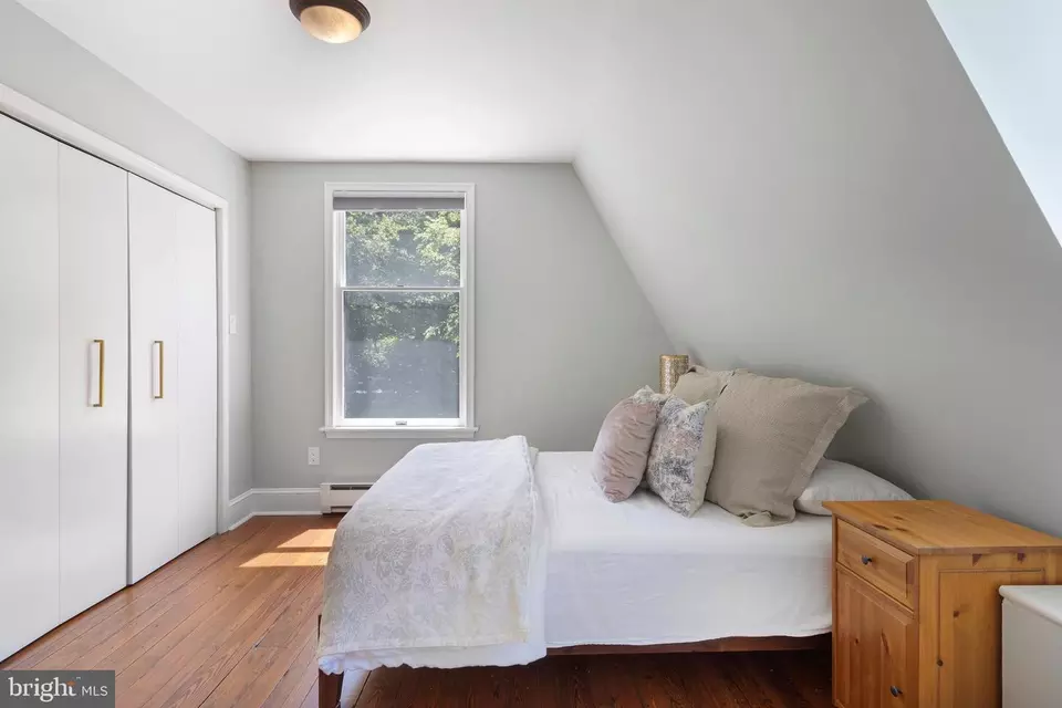 Bedroom - 8813 Norwood Ave, Philadelphia, PA 19118 photo 8 of 9