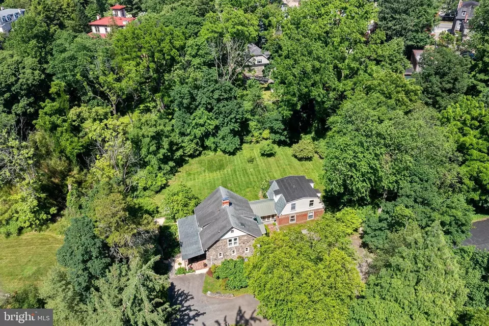 View/Area - 8813 Norwood Ave, Philadelphia, PA 19118 photo 1 of 1