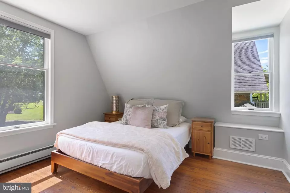 Bedroom - 8813 Norwood Ave, Philadelphia, PA 19118 photo 9 of 9