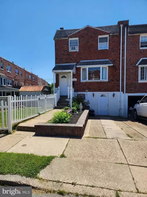 12631 Chilton Rd, Philadelphia, PA 19154