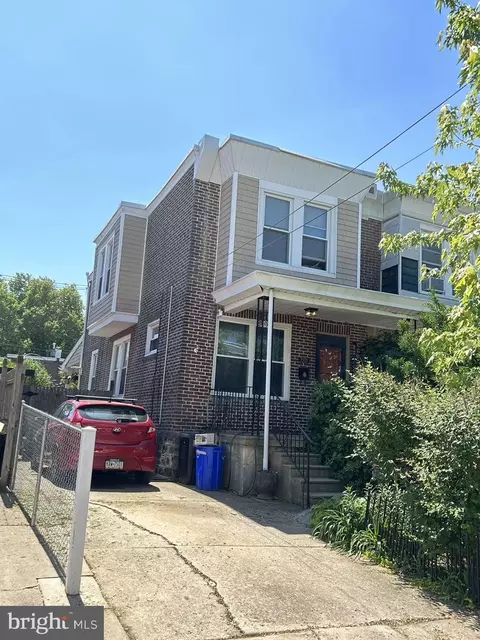 7315 Palmetto St, Philadelphia, PA 19111