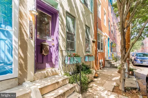 2449 Perot St, Philadelphia, PA 19130