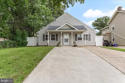 7226 Grays Ave, Philadelphia, PA 19142