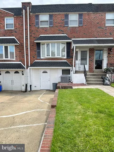 12737 Medford Rd, Philadelphia, PA 19154