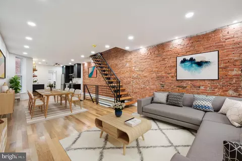 622 S 51st St, Philadelphia, PA 19143