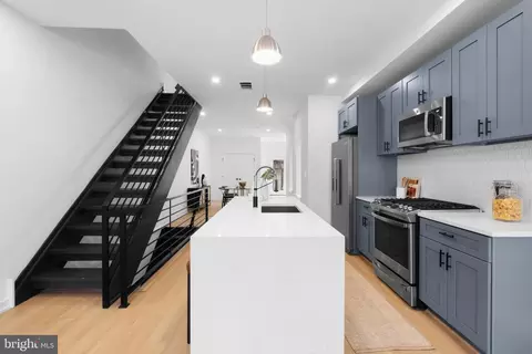 1818 Wharton St, Philadelphia, PA 19146