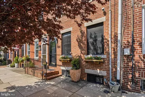 764 N 22nd St, Philadelphia, PA 19130