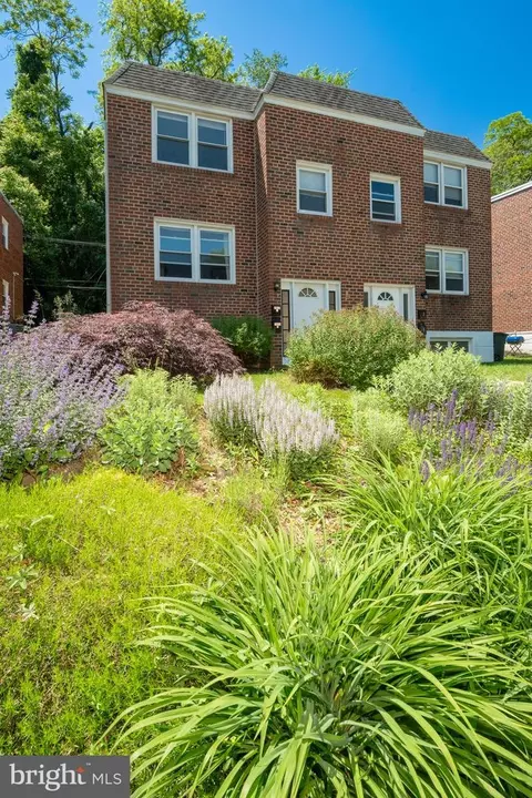 7012 Valley Ave, Philadelphia, PA 19128