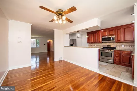 7620 Thouron Ave, Philadelphia, PA 19150