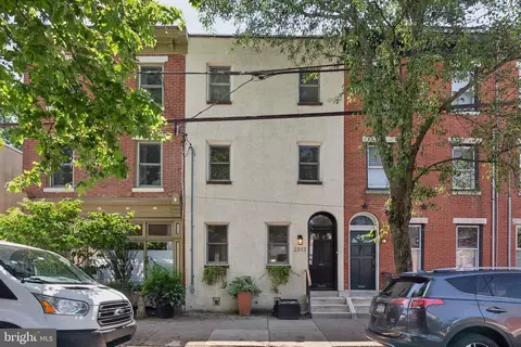 2312 Aspen St, Philadelphia, PA 19130