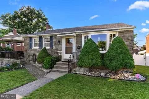 7710 Revere St, Philadelphia, PA 19152