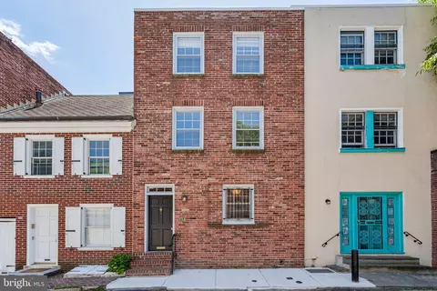 714 Addison St, Philadelphia, PA 19147