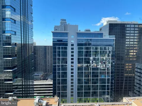 1901 John F Kennedy Blvd #2916, Philadelphia, PA 19103