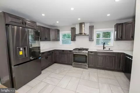 15066 Carter Rd, Philadelphia, PA 19116