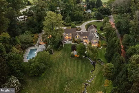 603 W Hartwell Ln, Philadelphia, PA 19118