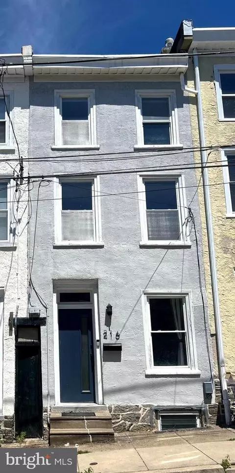 216 Baldwin St, Philadelphia, PA 19127